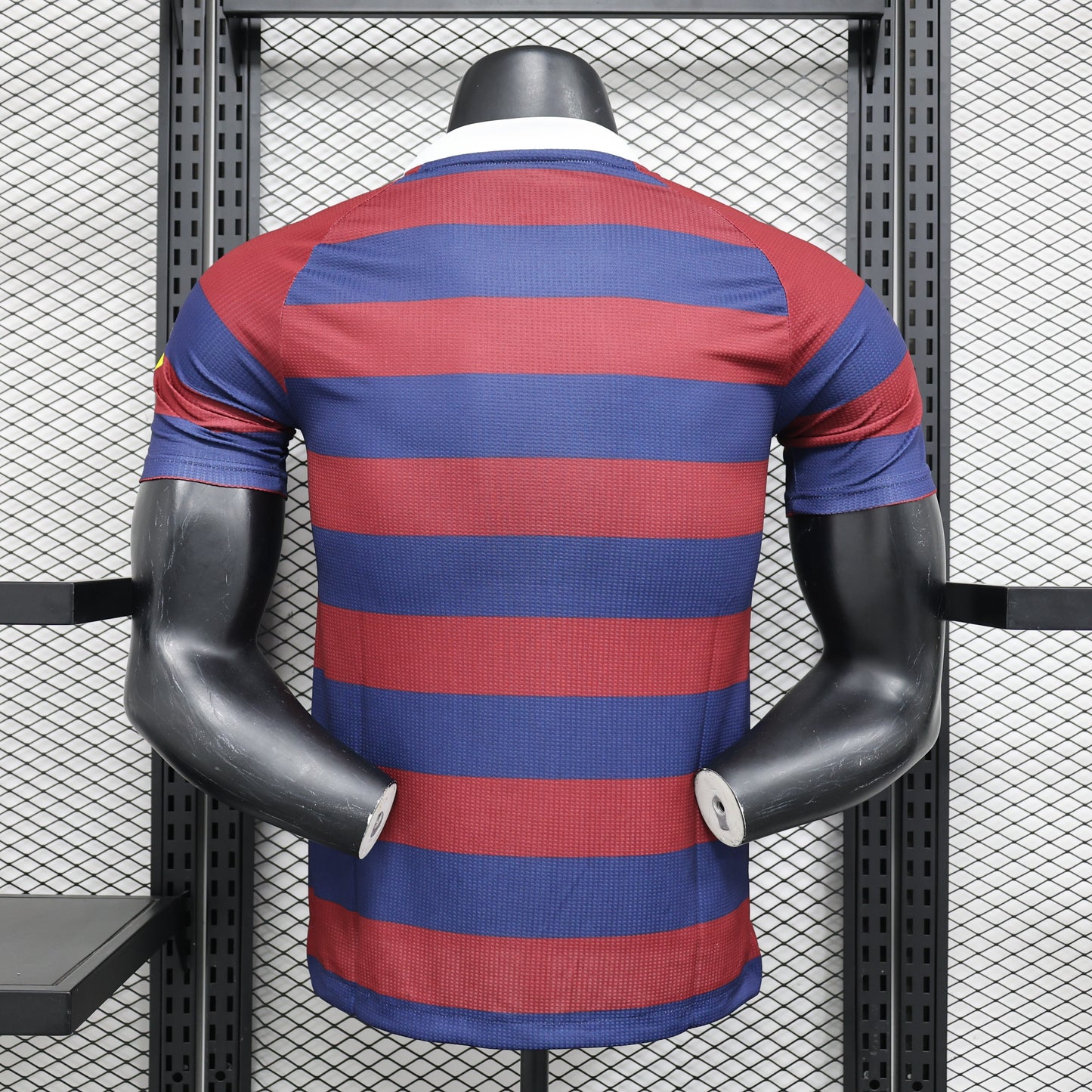 24-25 Player Newcastle United Away detail