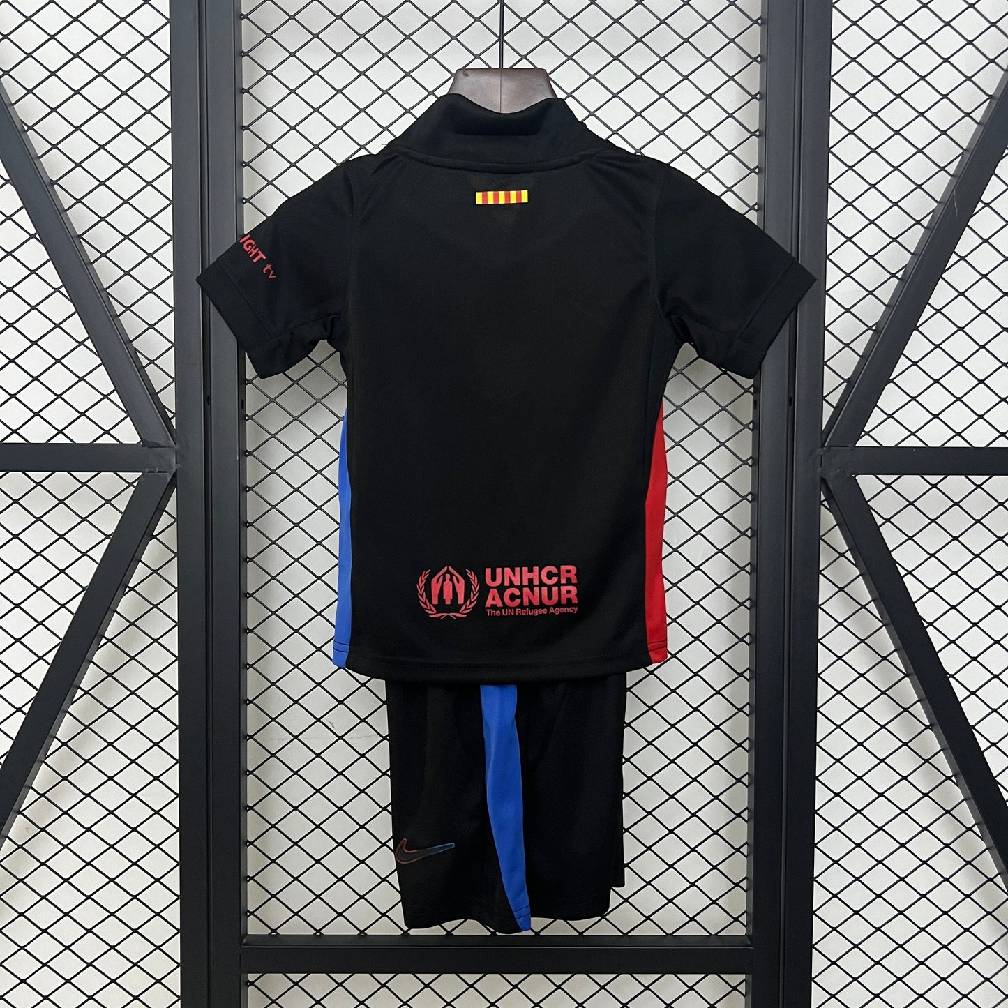 24-25 kids Barcelona away