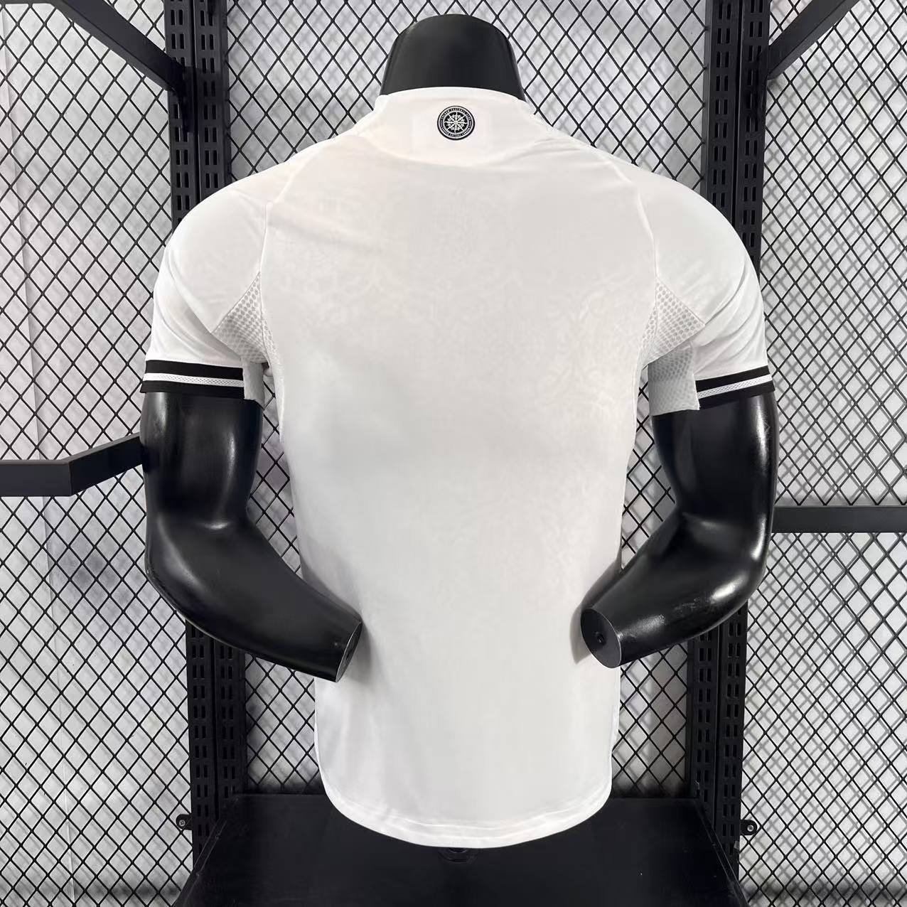 25-26 Player Fulham Home detail