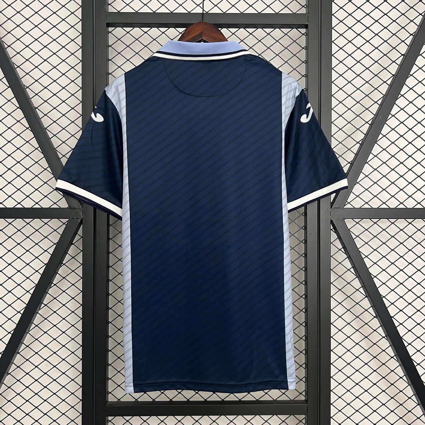 25-26 Cordoba away detail