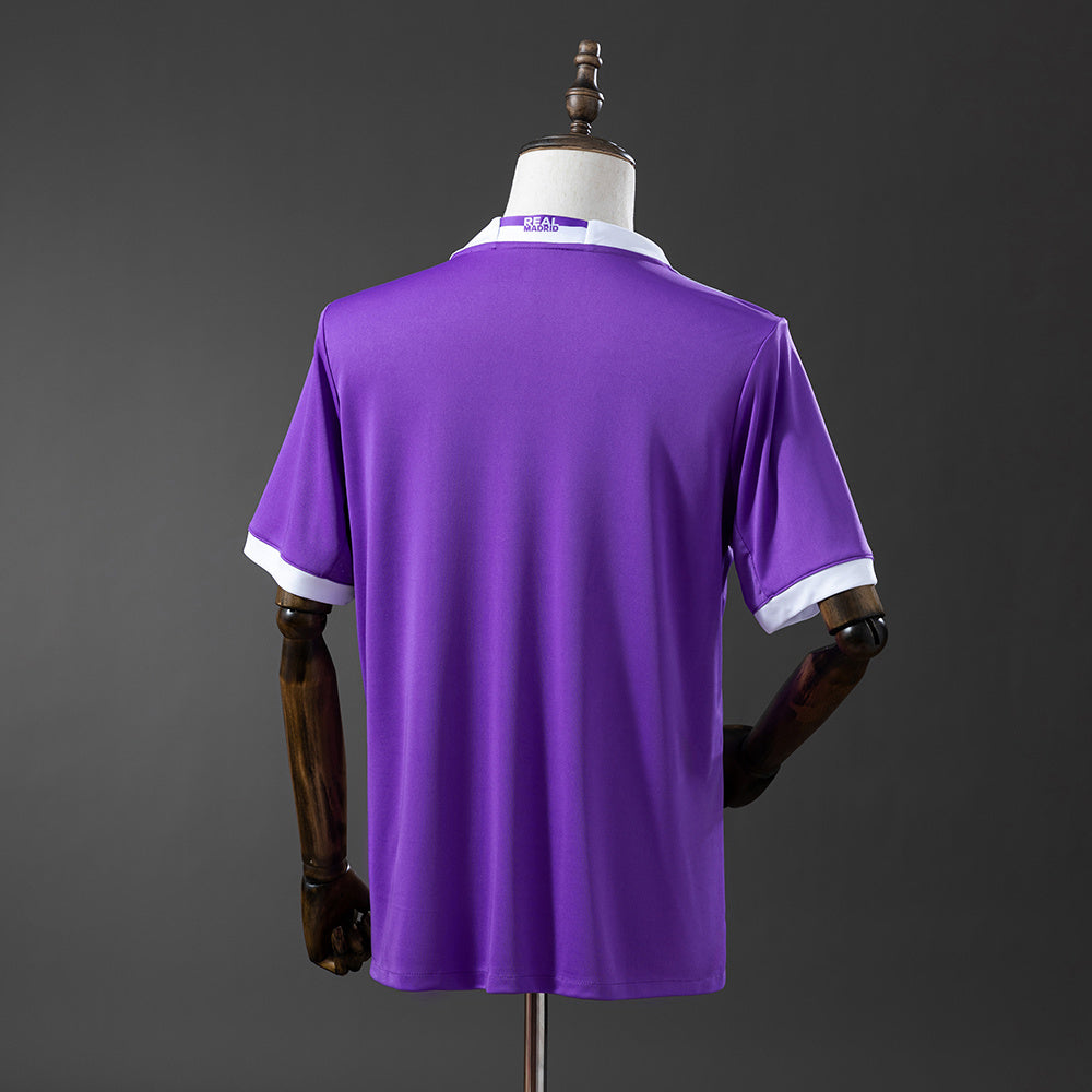 Retro Real Madrid 16-17 away