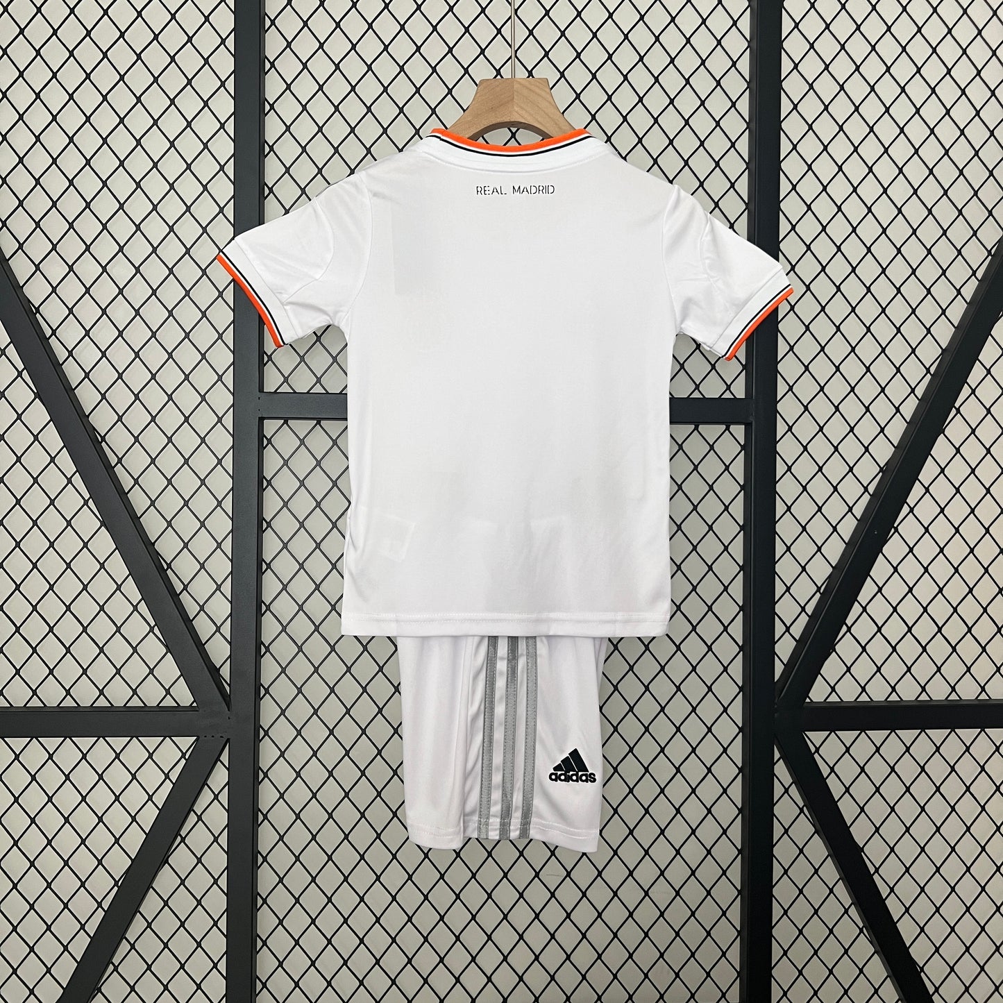 kids Real Madrid 13-14 home detail