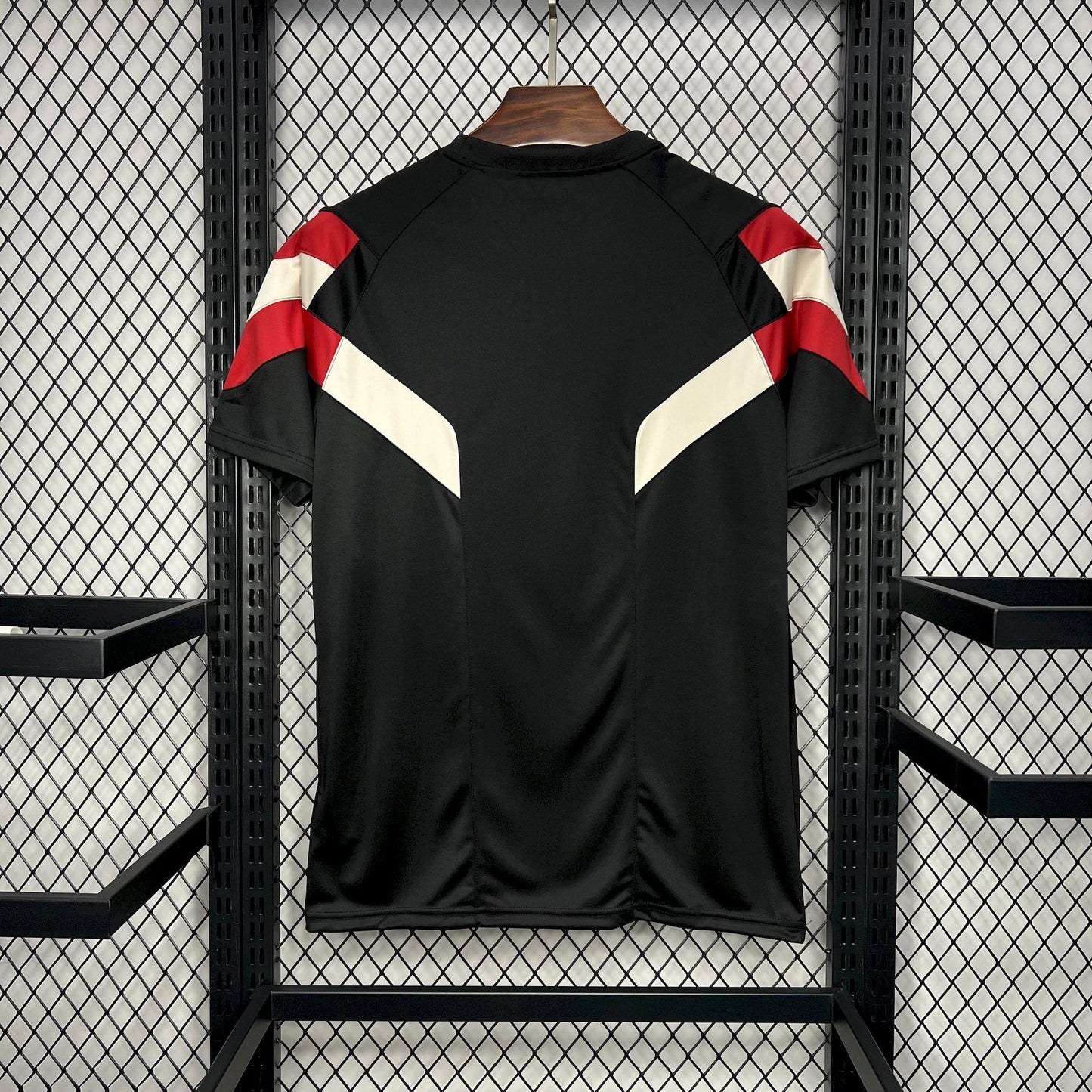Manchester United 2024-25 Originals Tee Black Jersey detail