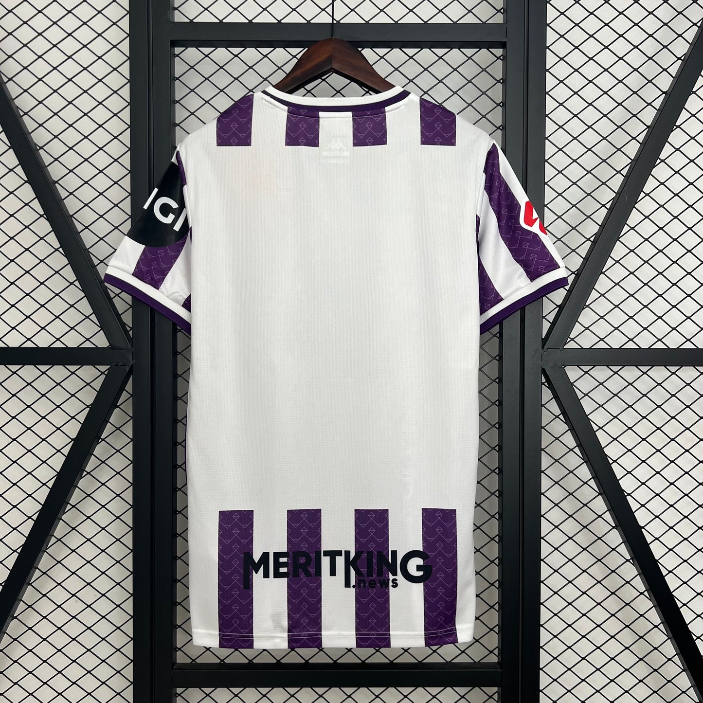 25-26 Valladolid home detail