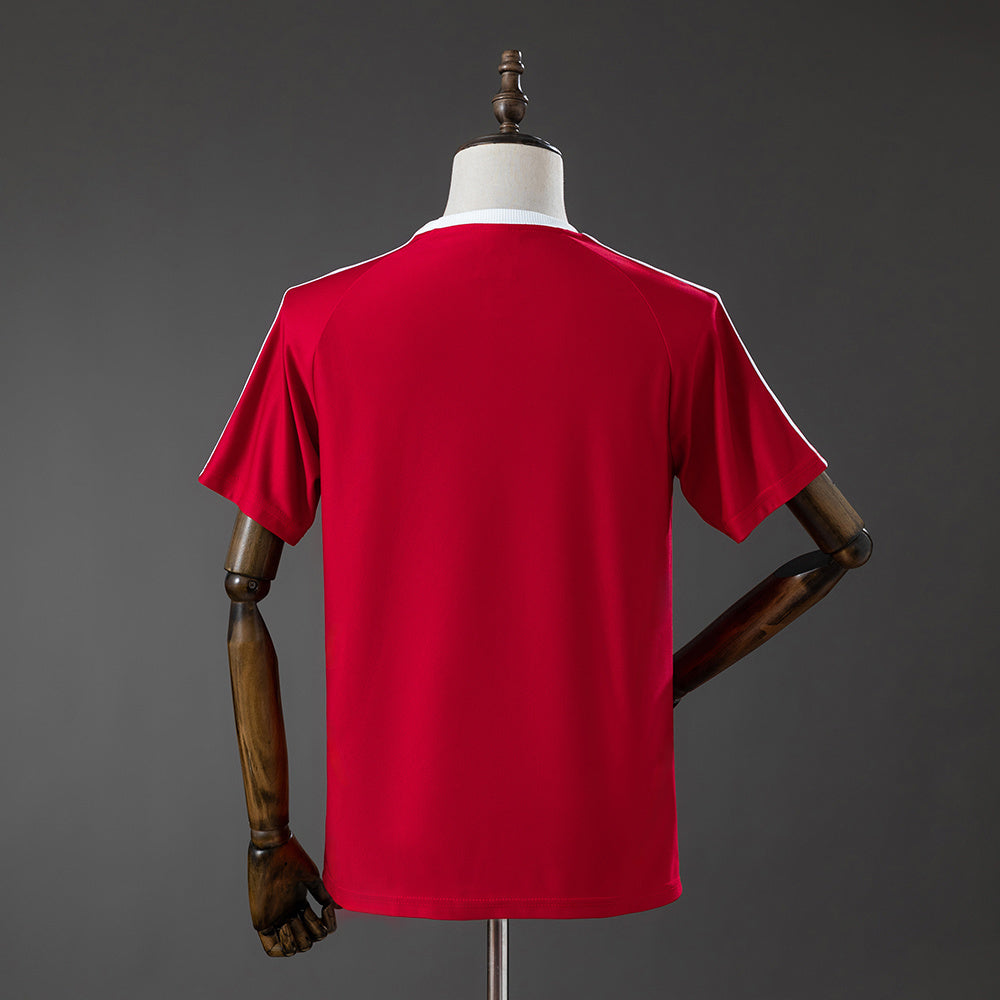 M-U Terrace Icons T-Shirt Red detail