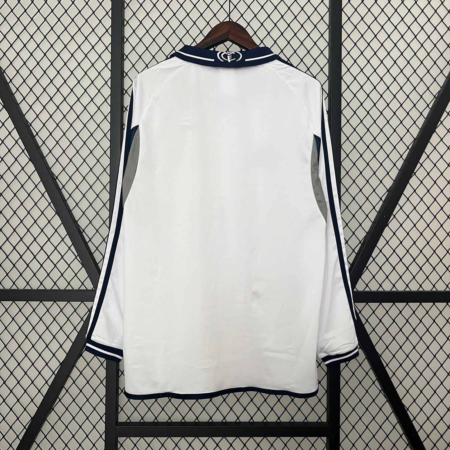 Retro long sleeve Real Madrid 00-01 Home