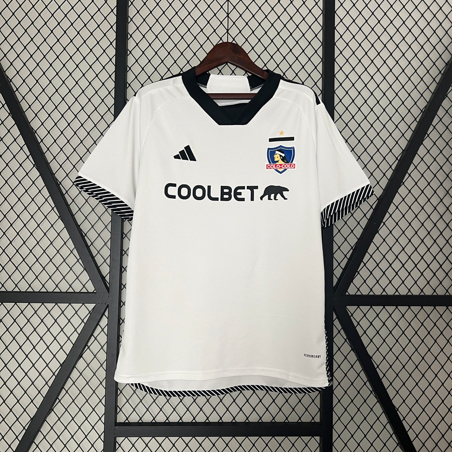 24-25 Colo Colo Home detail