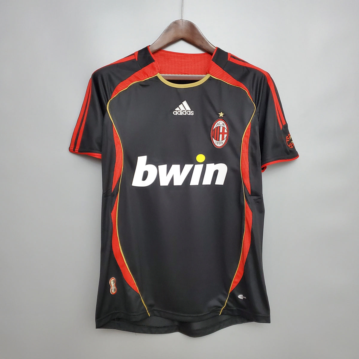 Retro 2006 AC Milan third away detail
