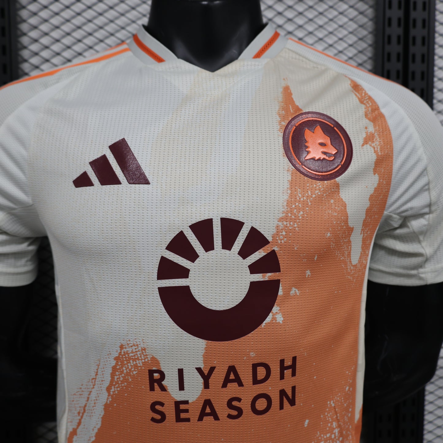 24-25 Player Roma away