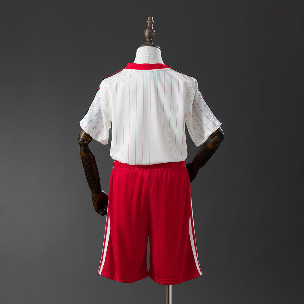25-26 Benfica Retro Special Edition