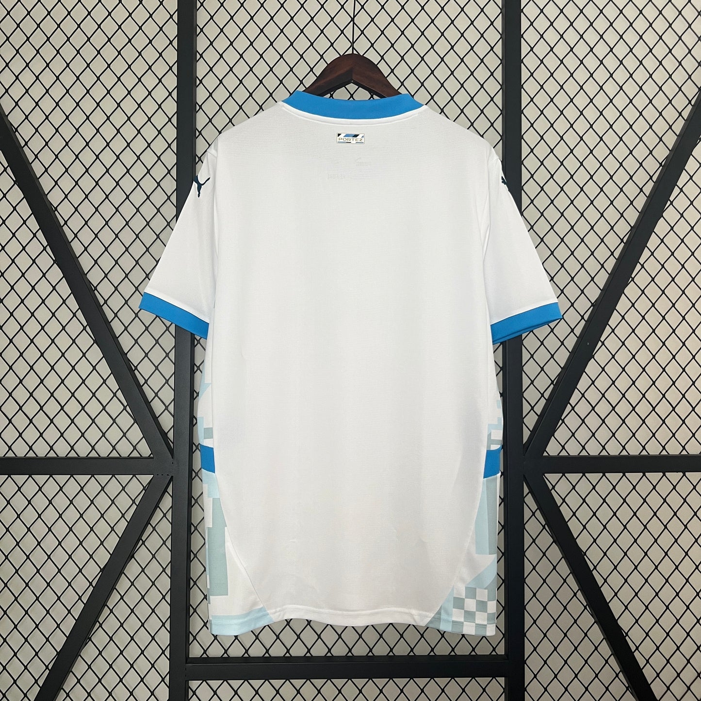 24-25 Marseille Home