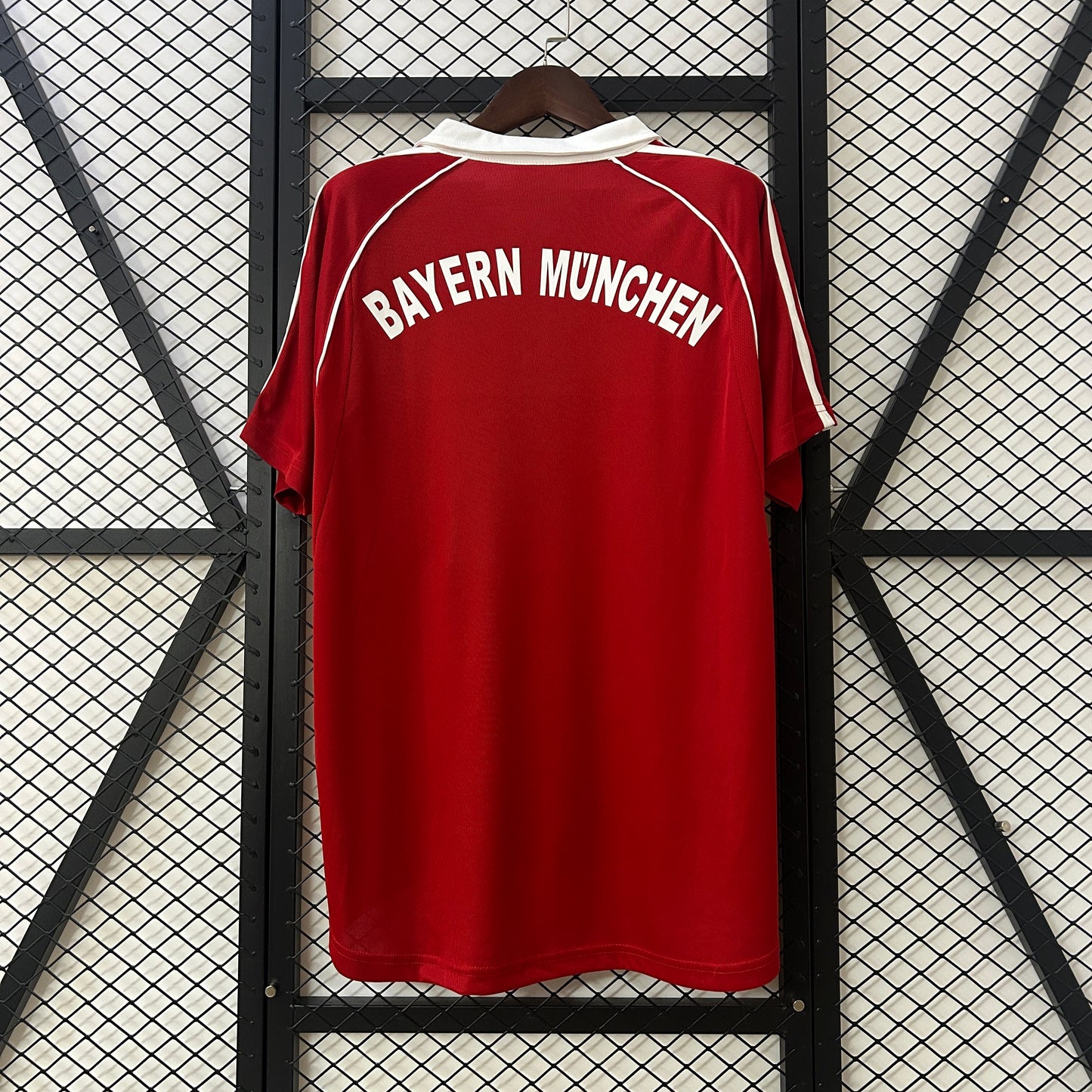 Retro Bayern 05-06 home