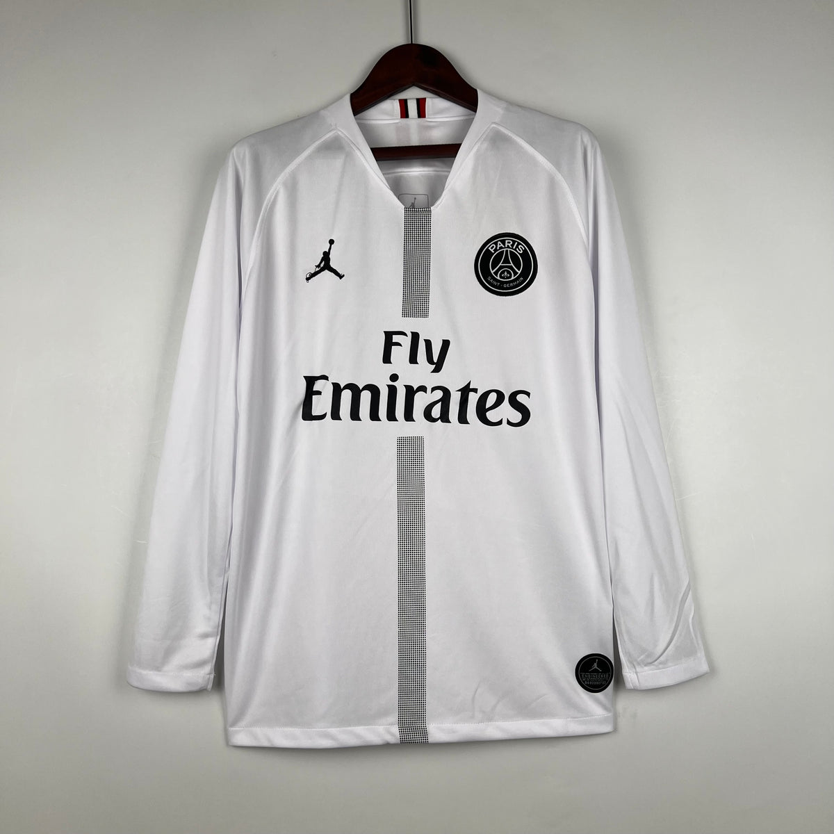 Retro PSG 18-19 Long Sleeve Black detail