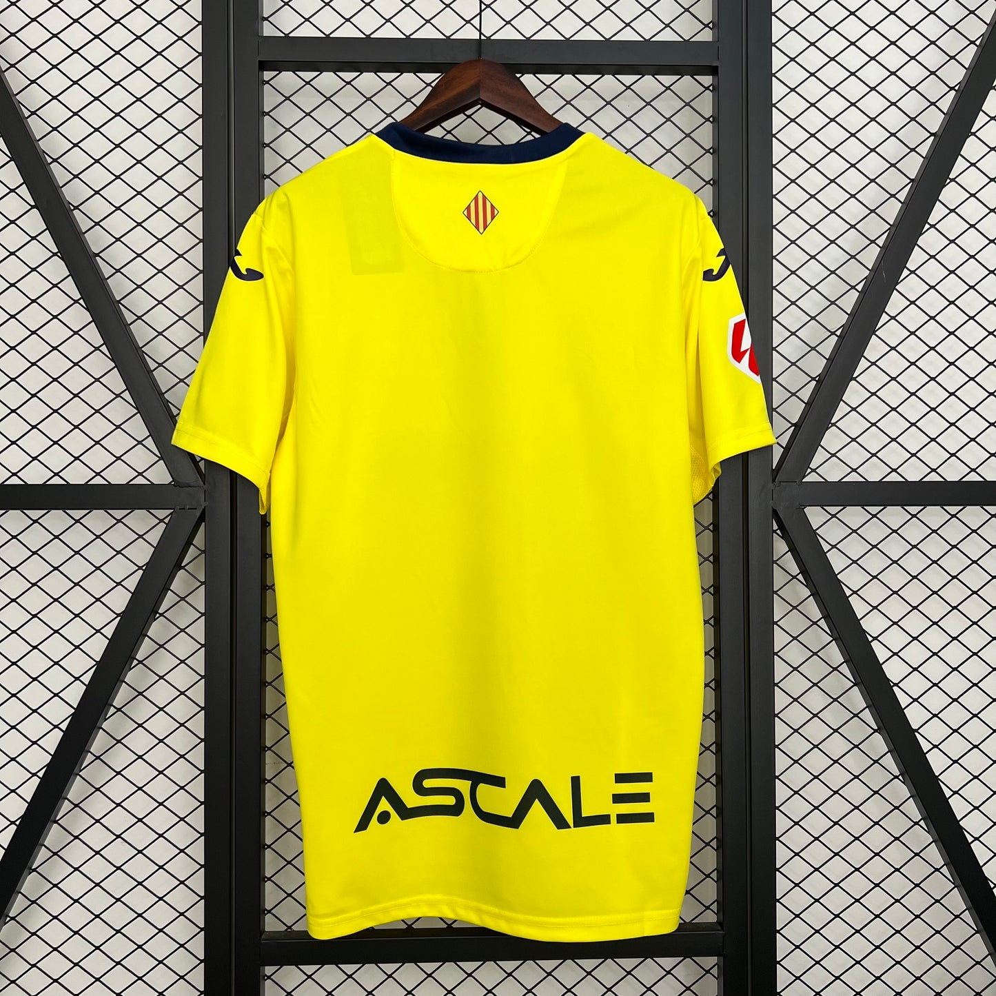 25-26 Villarreal Home detail