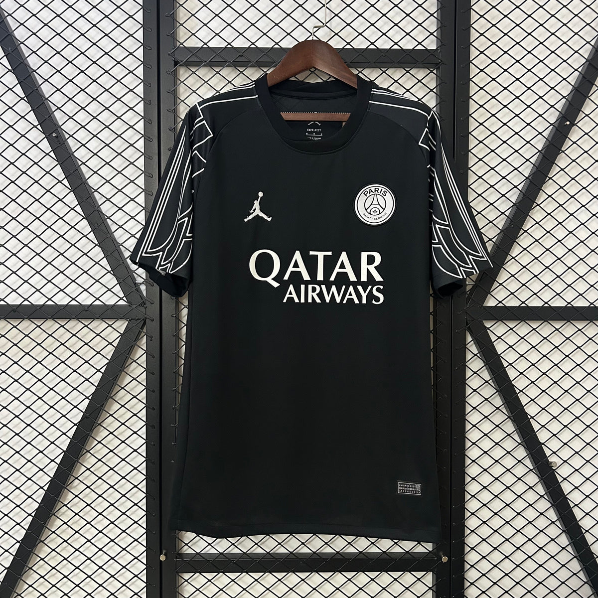 24-25 PSG fourth away