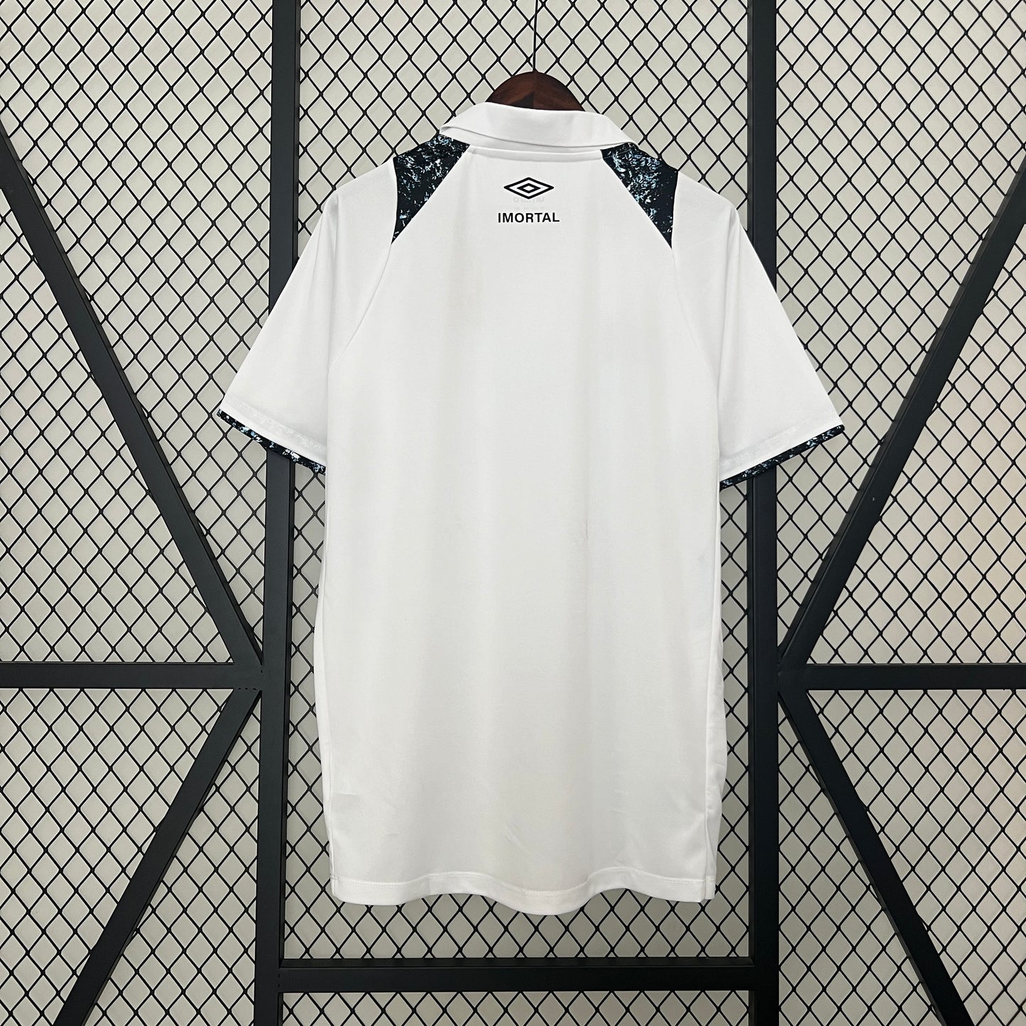 24-25 Gremio Away detail