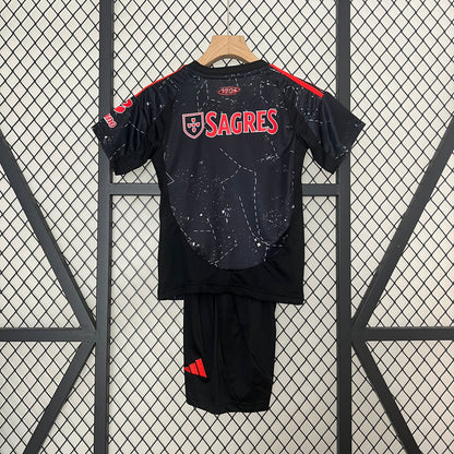 24-25 Kids Benfica away detail