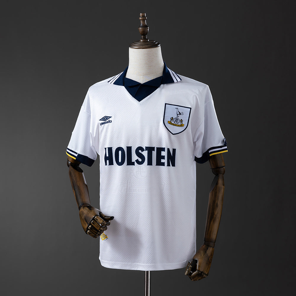 Retro 94-95 Tottenham home detail
