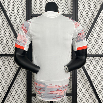 25-26 Player Bayern Munich Away