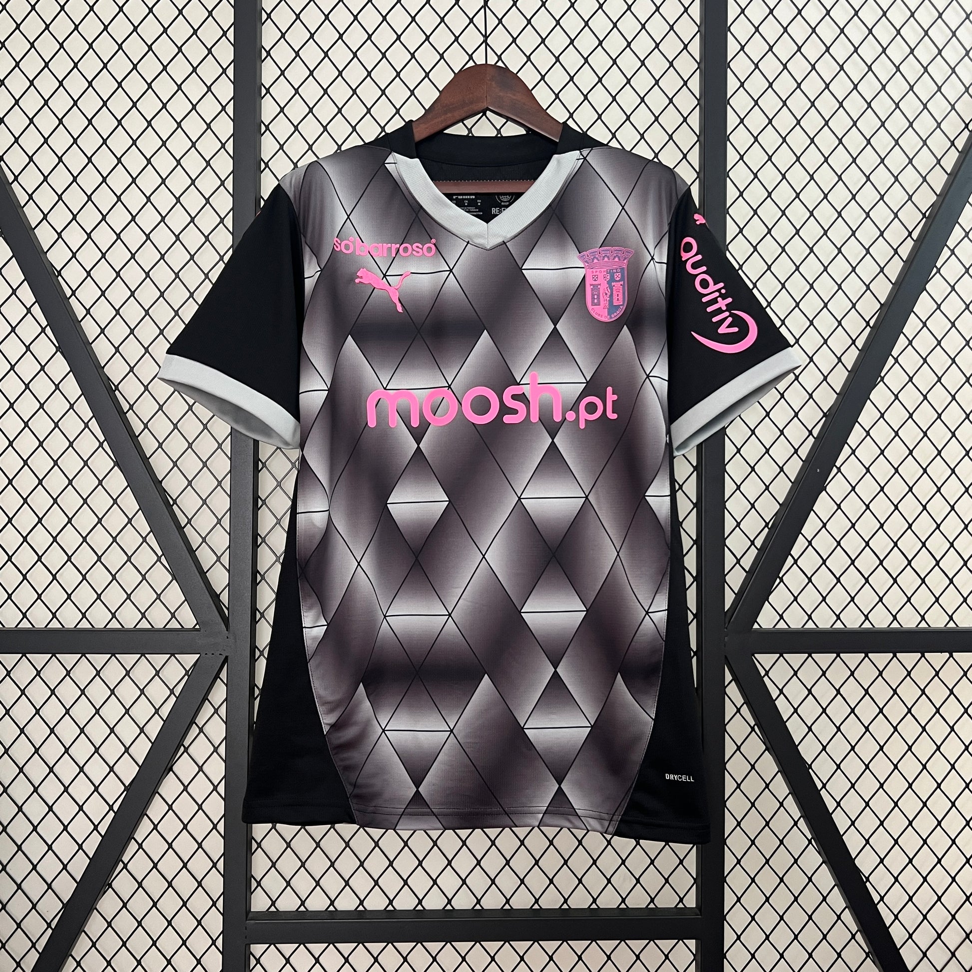 24-25 Braga away
