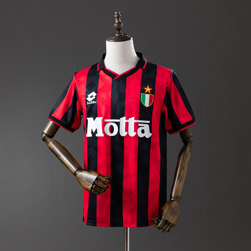 Retro 93-94 AC Milan home detail