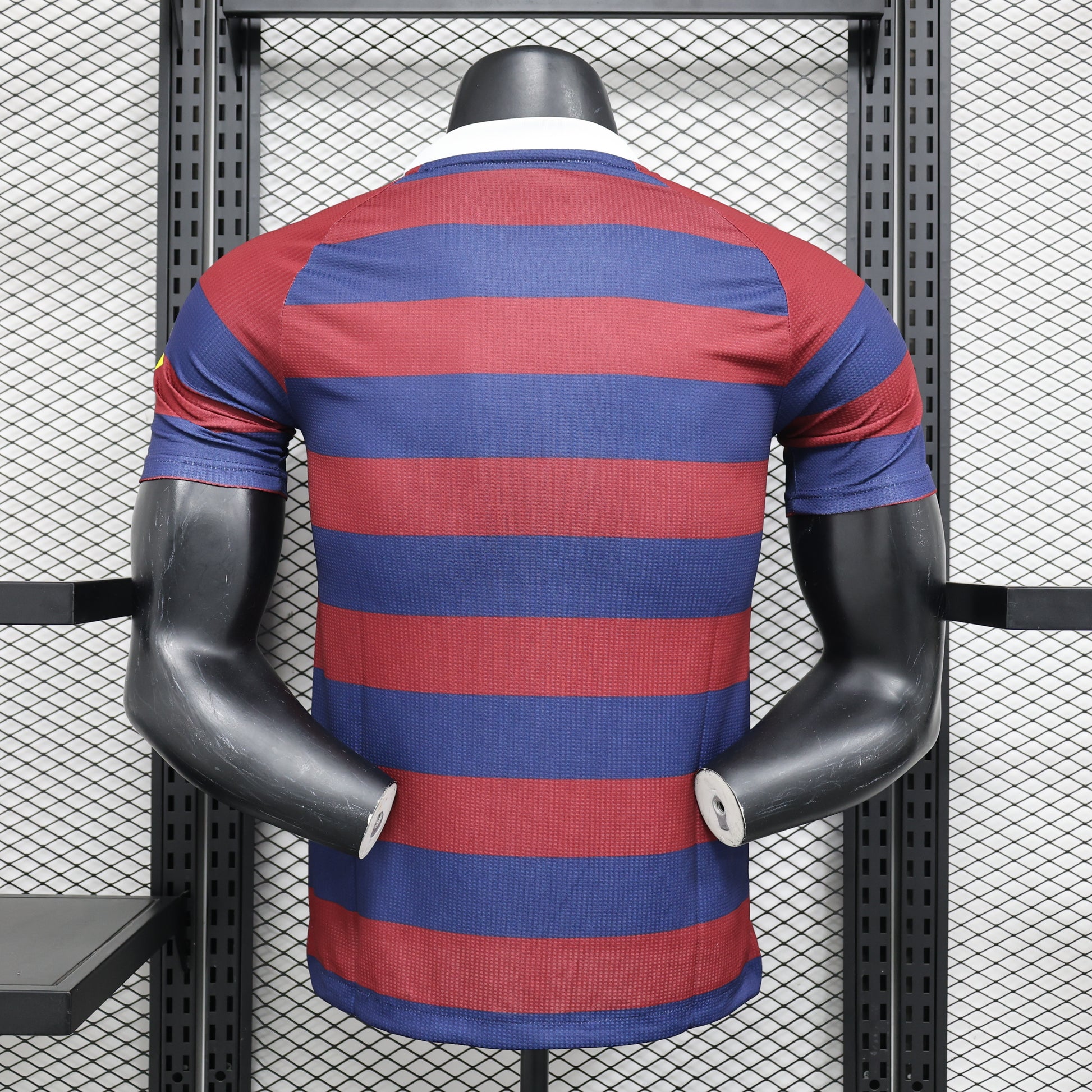 24-25 Player Newcastle United Away detail