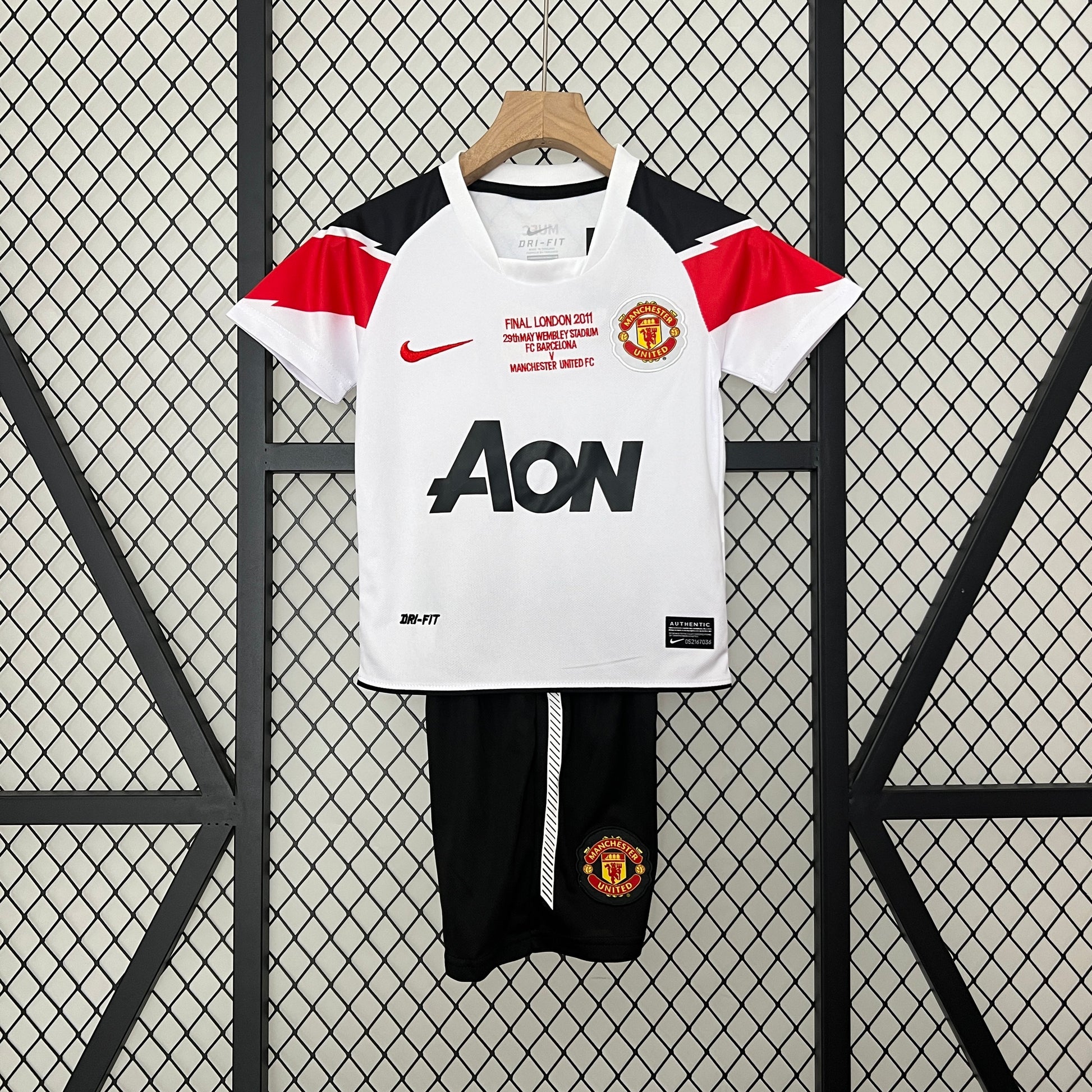 kids M-U 10-11 Champions League away
