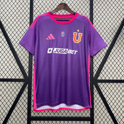 24-25 University of Chile third away detail