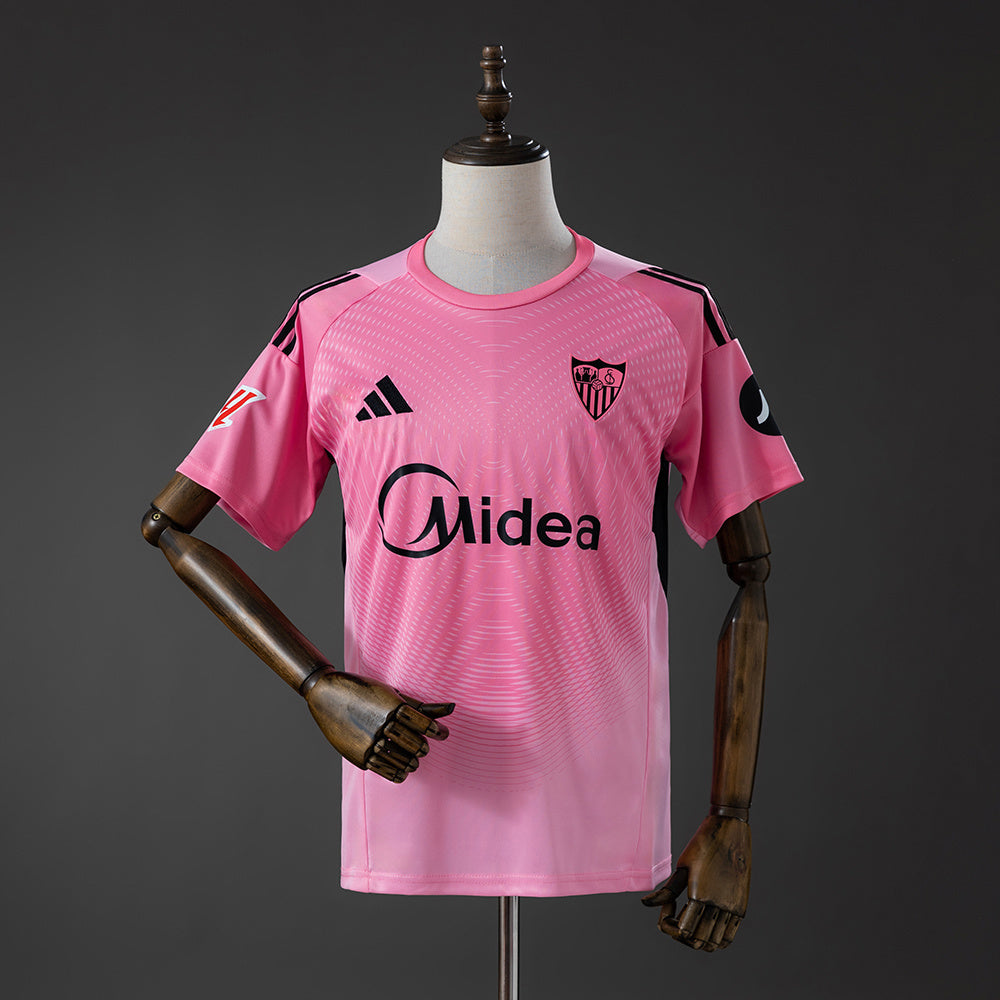 Sevilla 25-26 Goalkeeper Pink Jersey detail