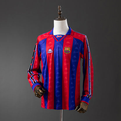 Retro long sleeve Barcelona 96-97 home detail