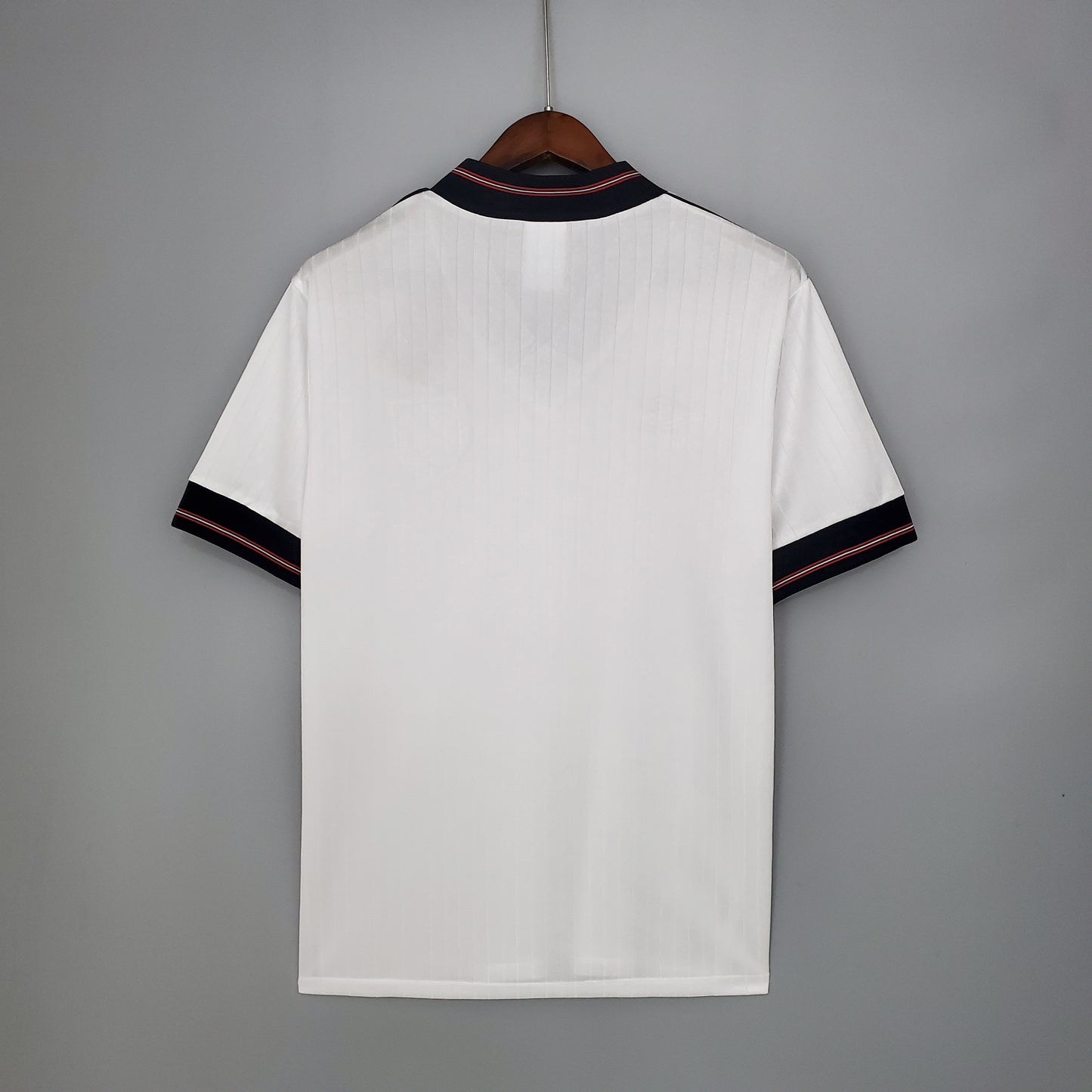 Retro 84-87 England home detail