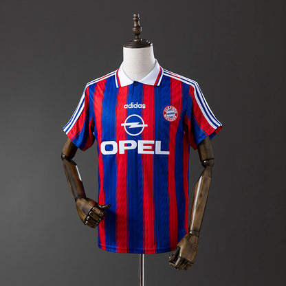 Bayern Munich 95-97 Home Retro Jersey detail