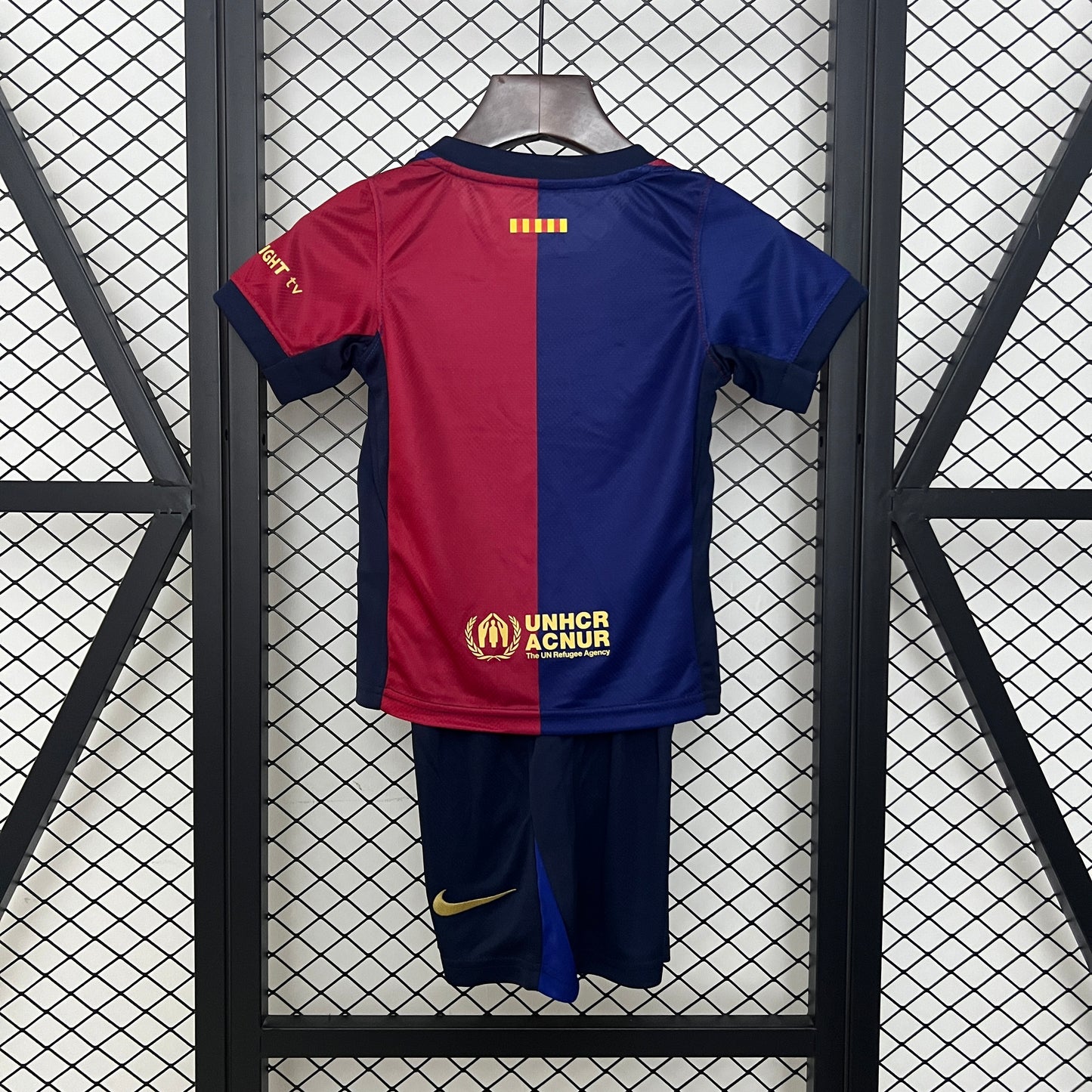24-25 kids Barcelona home detail