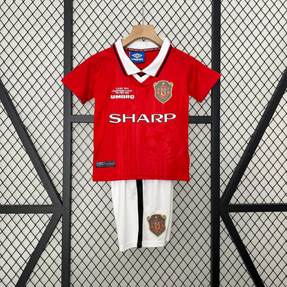 kids M-U 99-00 home