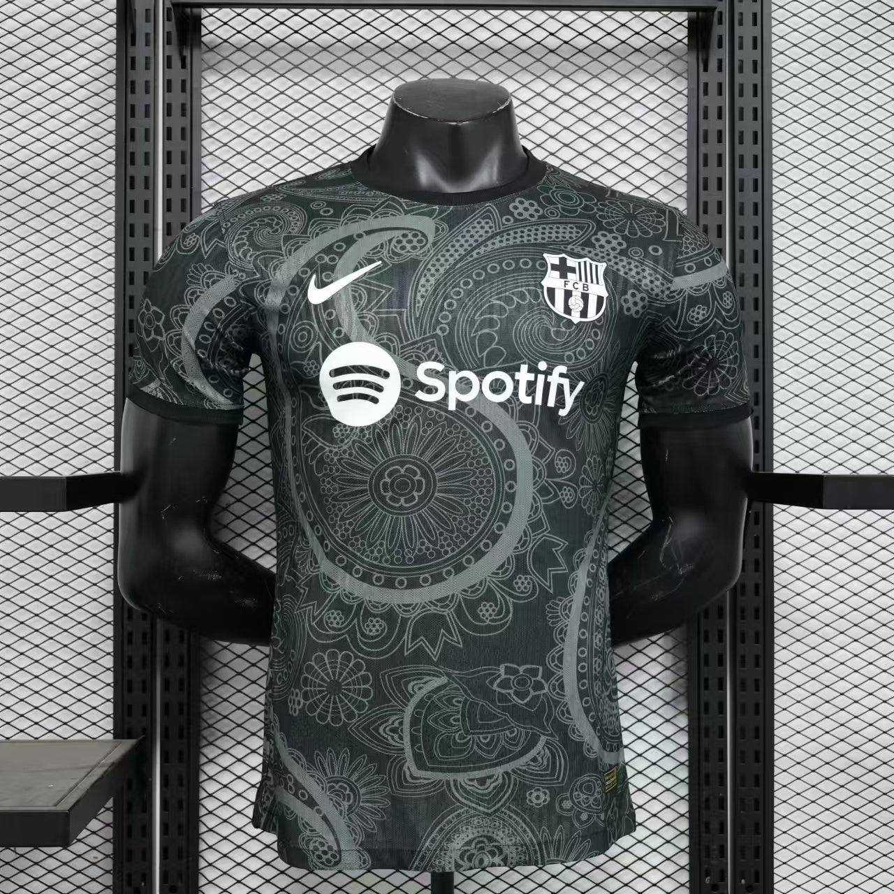 24-25 Player Barcelona Special Edition detail