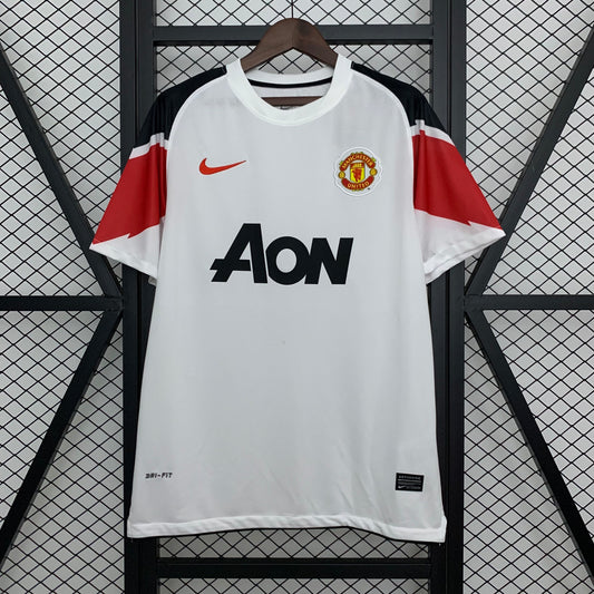 Retro M-U 10-11 Away