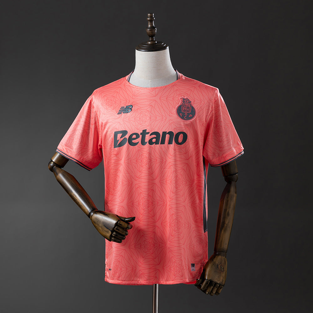 25-26 Porto Away detail