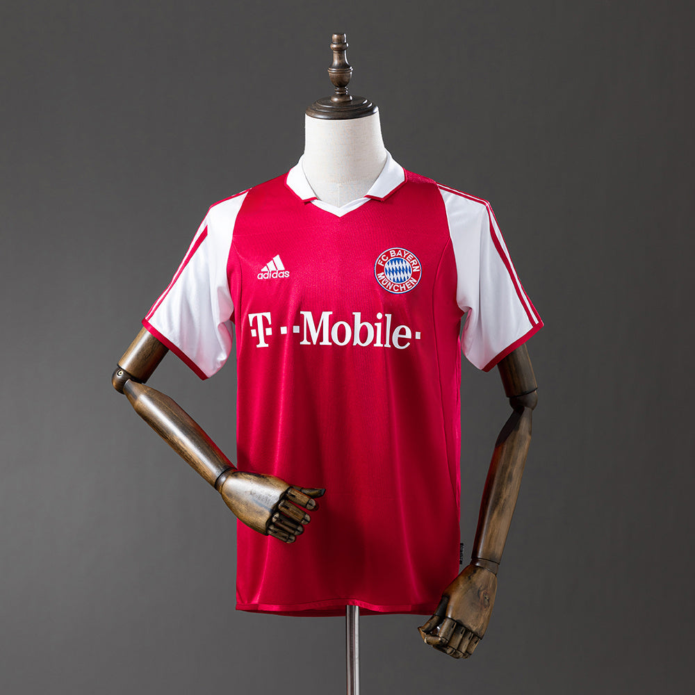 Bayern Munich 03-04 Home Retro Jersey detail