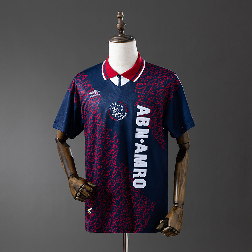 Ajax 1995 retro shirt away detail