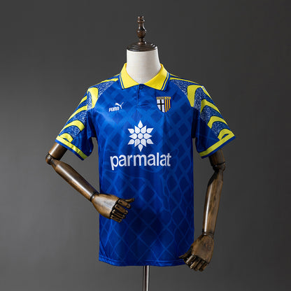 Retro Parma 95-97 Away detail