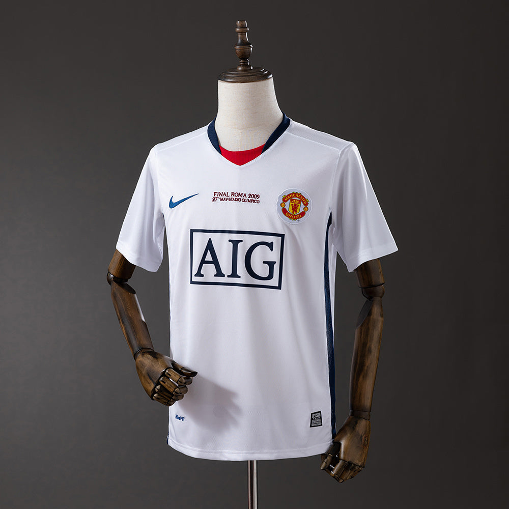 Retro Manchester United 08-09 Champions League away white detail