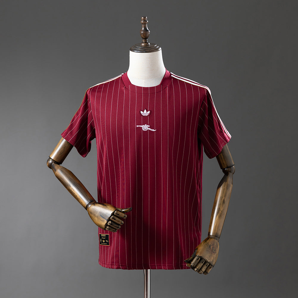 25-26 Arsenal Retro Special Edition Red detail