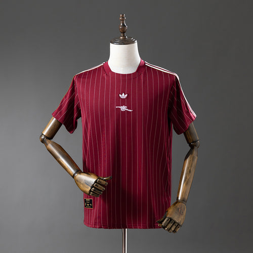 25-26 Arsenal Retro Special Edition Red detail