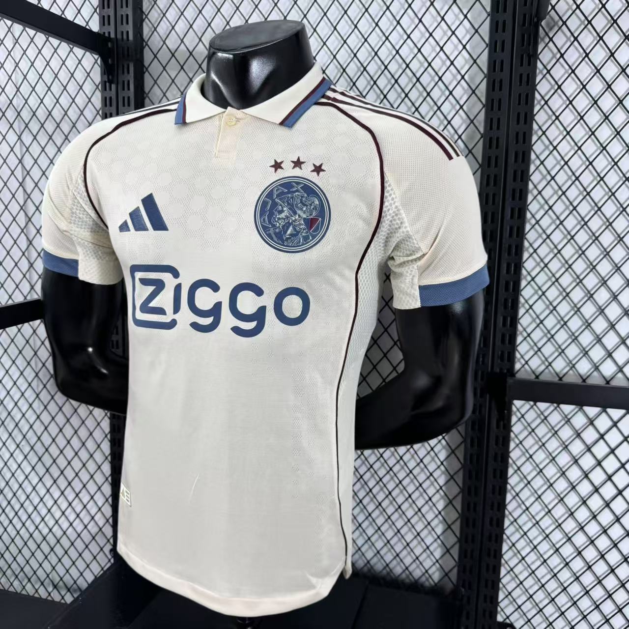25-26 Player  Ajax Second Away detail