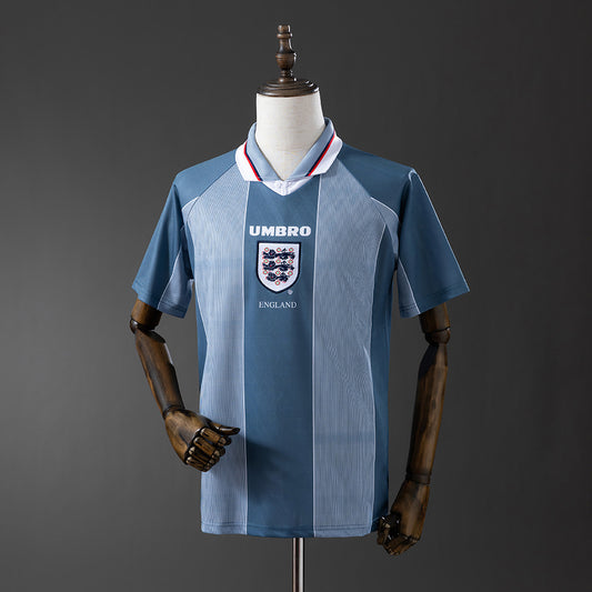 Retro England 1996 away detail