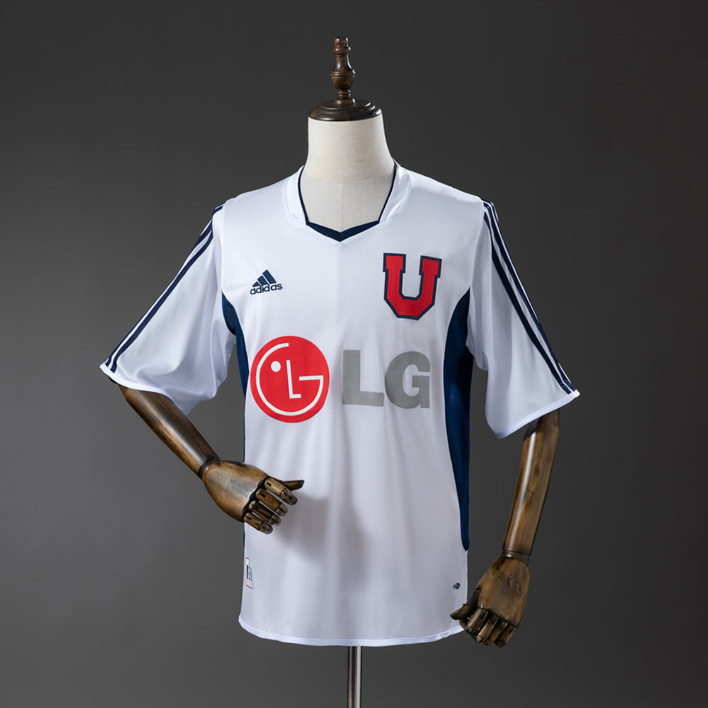 Retro Universidad de Chile 2003 Away detail