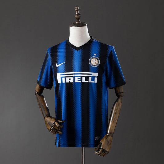 Retro 10-11 Inter Milan home detail