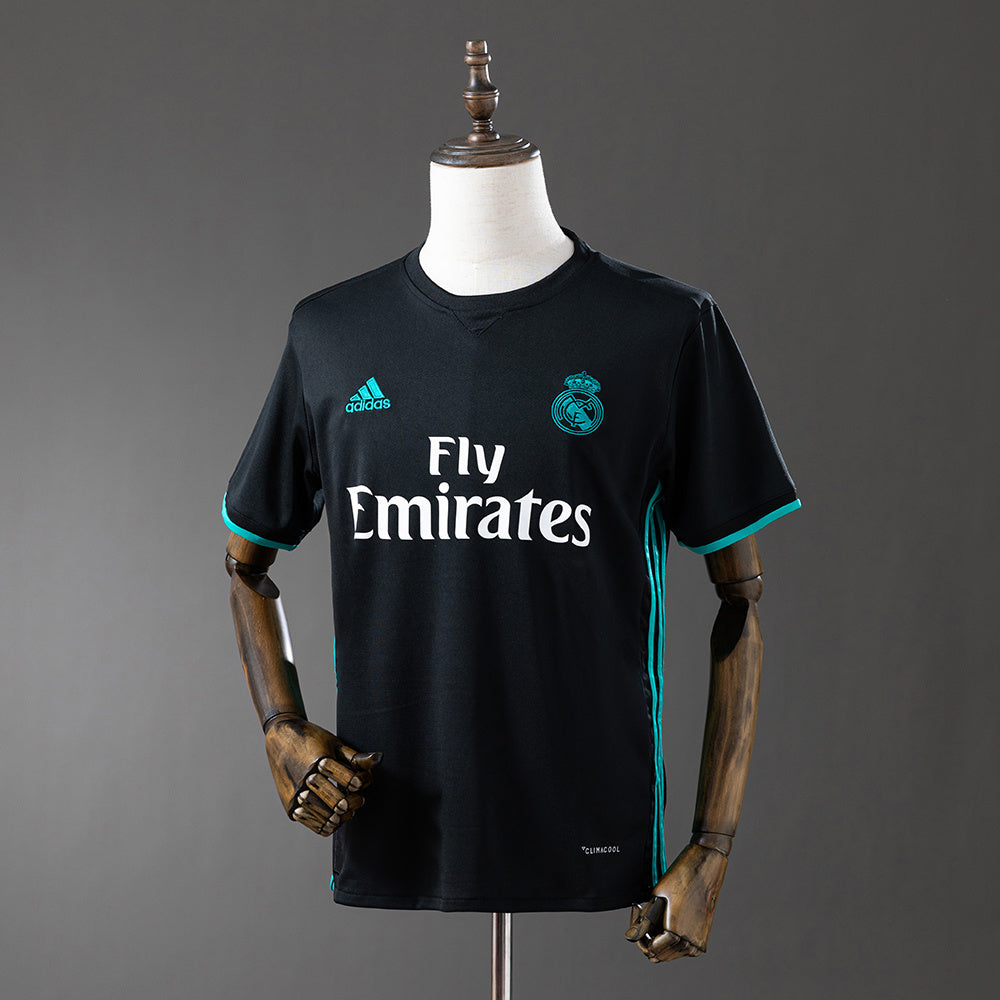 Retro Real Madrid 17-18 Away detail