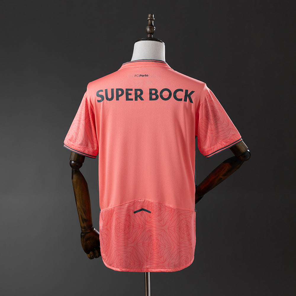 25-26 Porto Away
