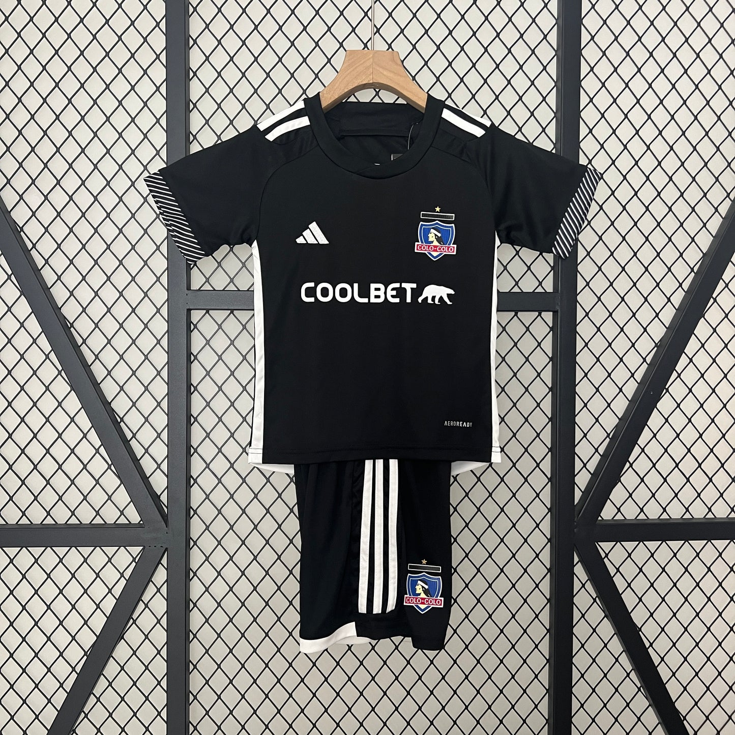 24-25 kids Colo Colo away